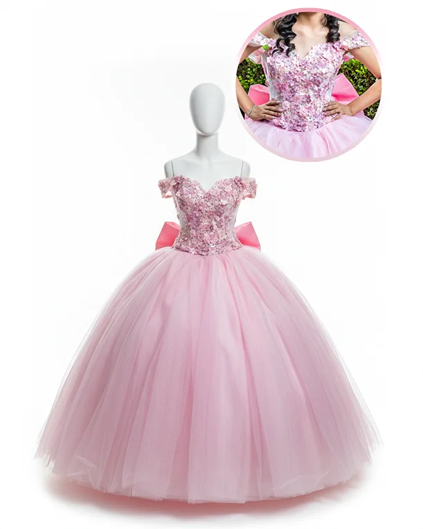 quinceañera con vestido rosado renta de vestidos